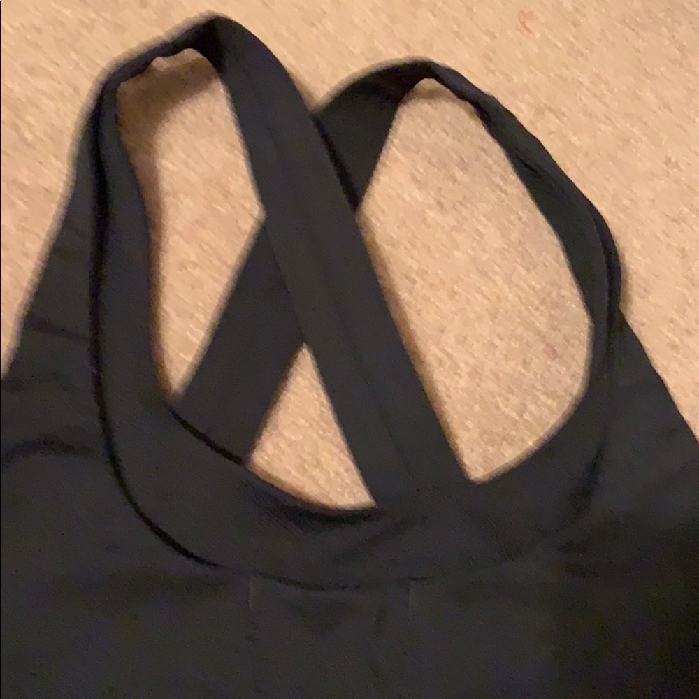 LULULEMON TOP BLACK, SZ 6 FREE SMALL RED LULU BAG - Picture 8 of 9